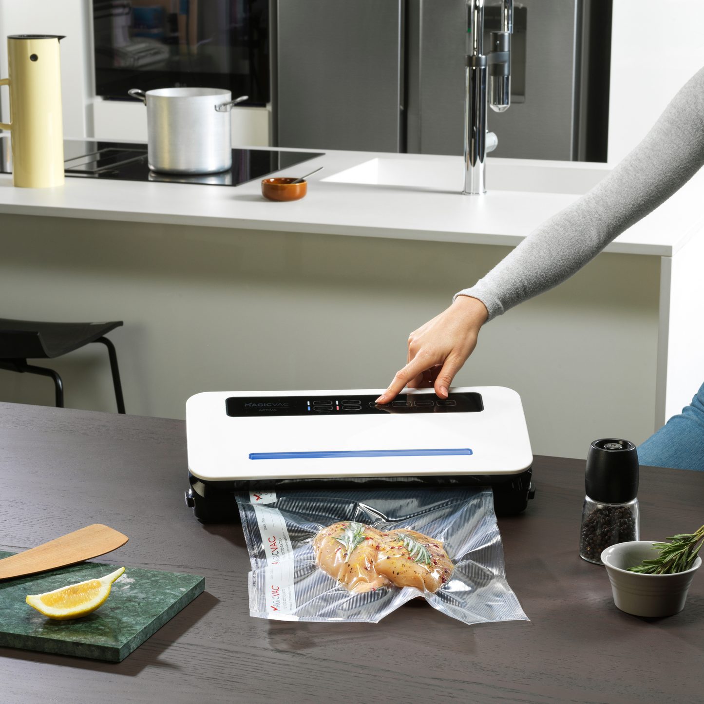 Machine sous vide Magic Vac - Activa - Mise sous vide filet mariné