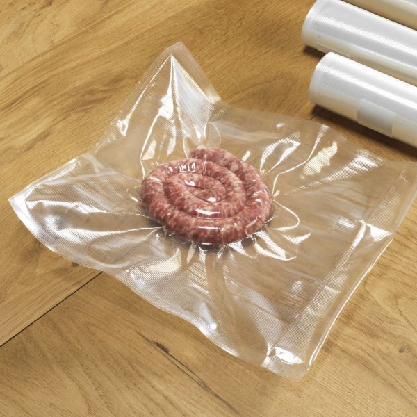 Sac sous vide avec saucisse roulée